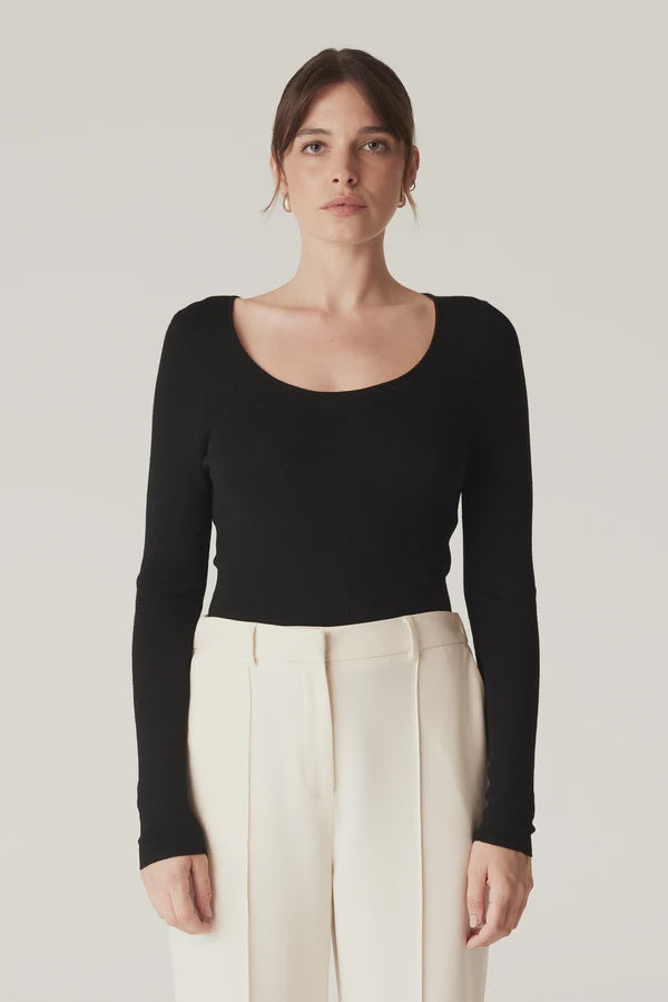 CABLE HERITAGE 365 Superfine Merino Scoop Top black