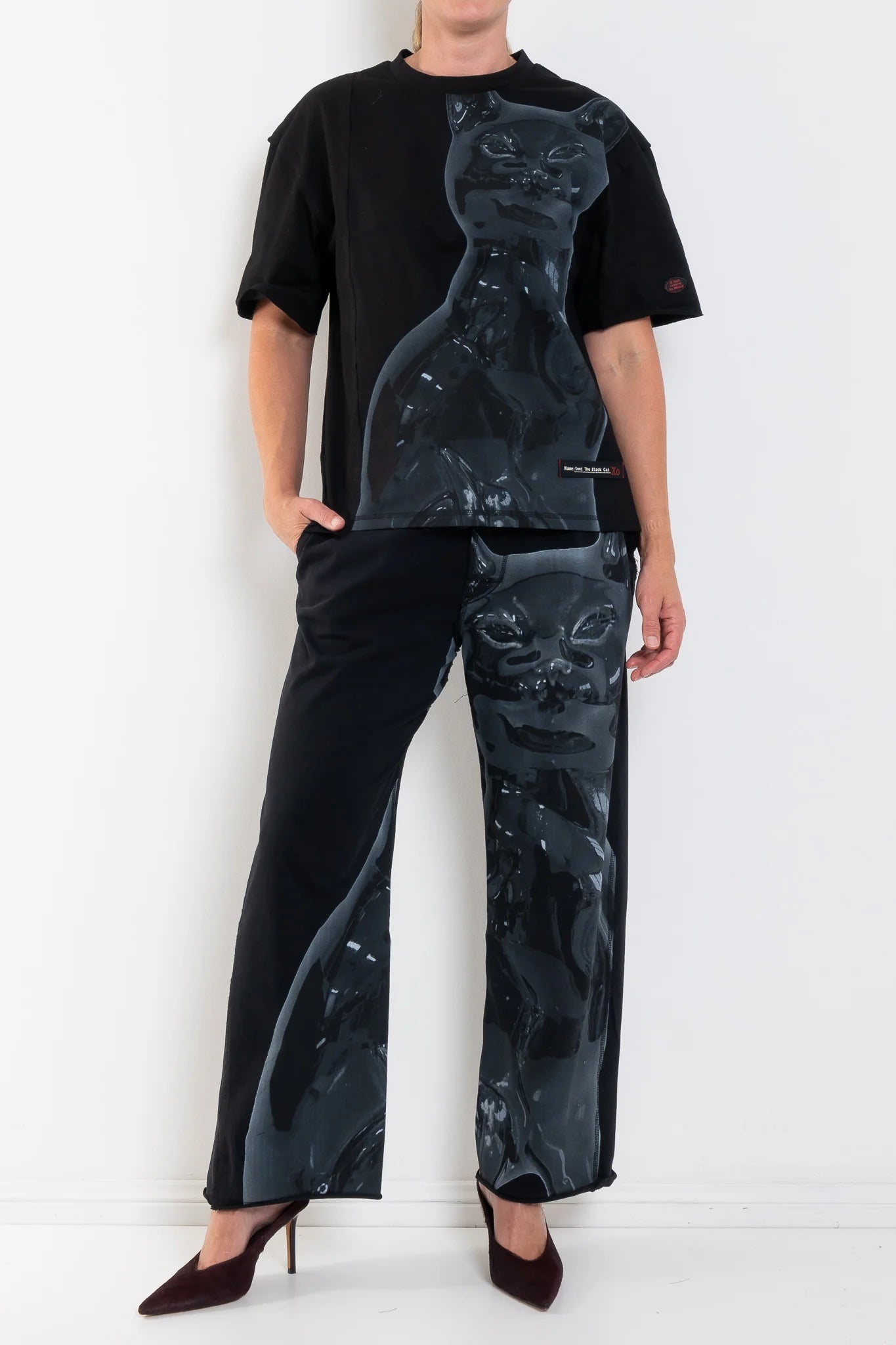 CIRCULAR BY MAUD ALICE DAINTY Patch T The Black Cat Black