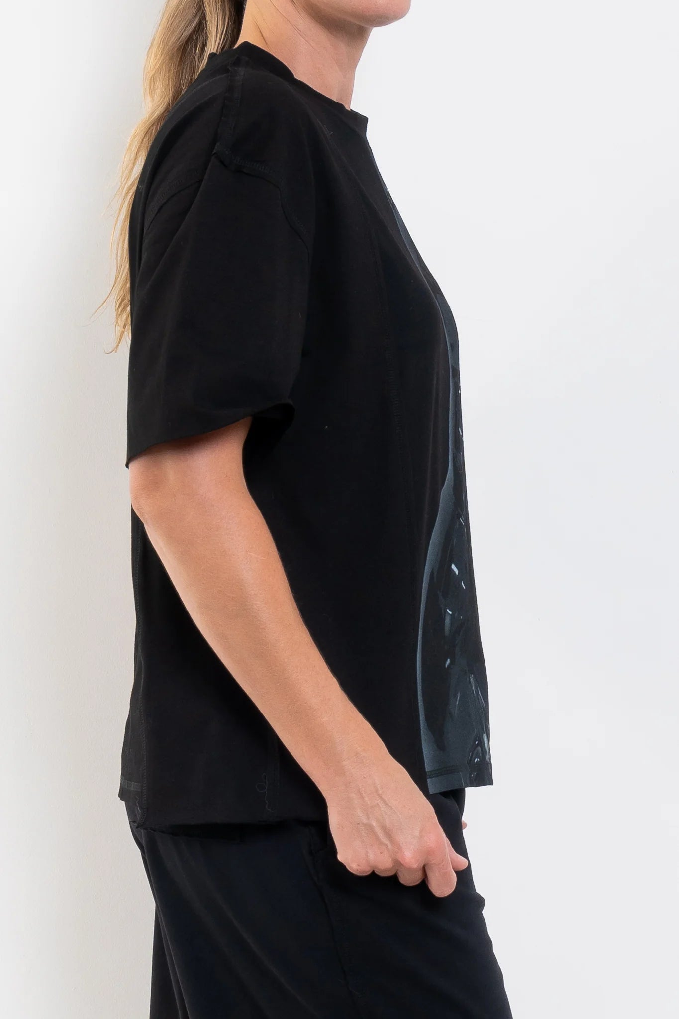 CIRCULAR BY MAUD ALICE DAINTY Patch T The Black Cat Black