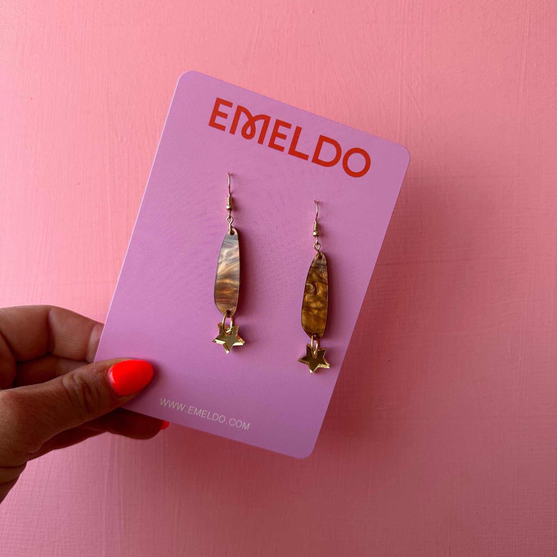 EMELDO DESIGN Burls get the Girls brown and gold