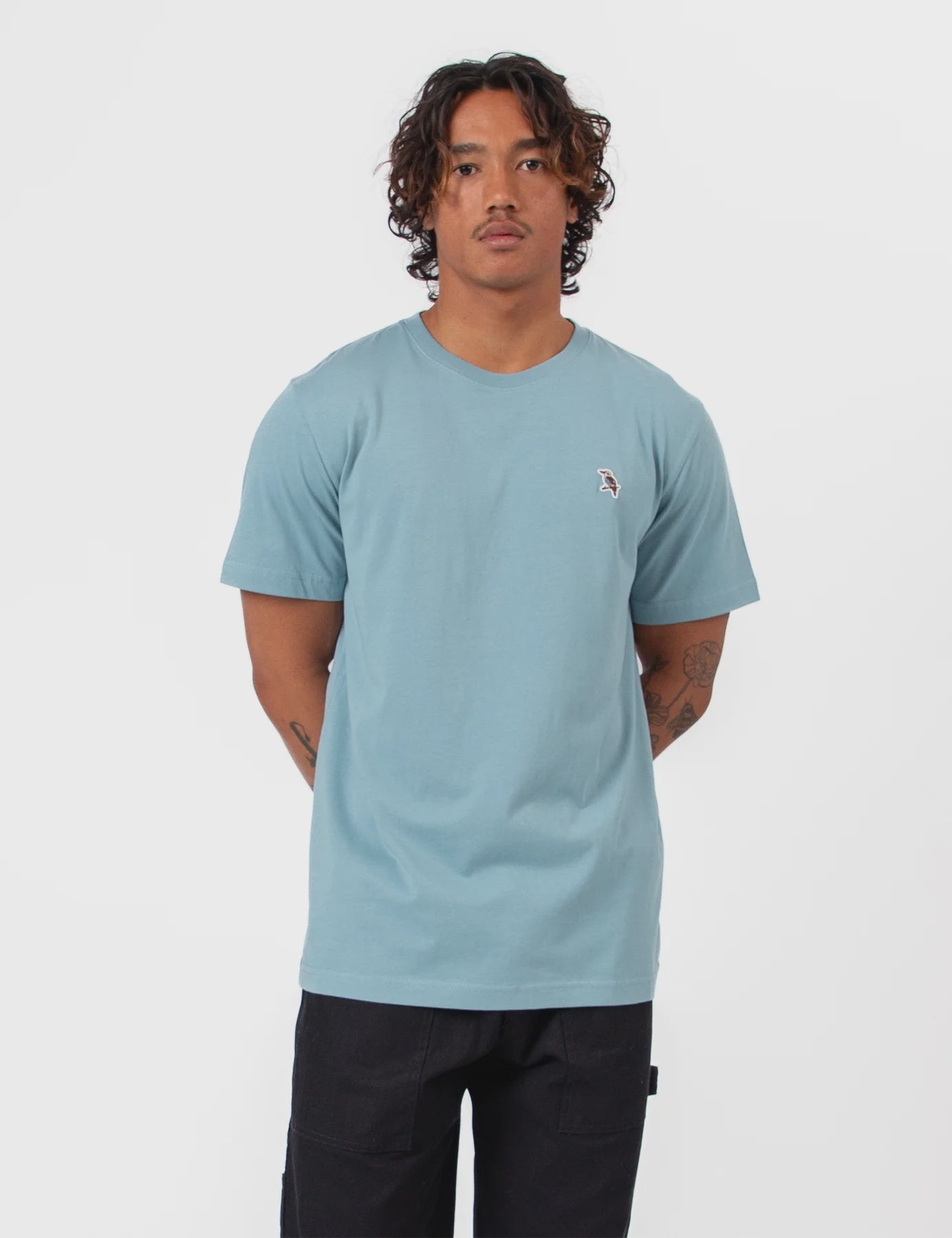 MR SIMPLE Chapman Tee Kooka blue smoke