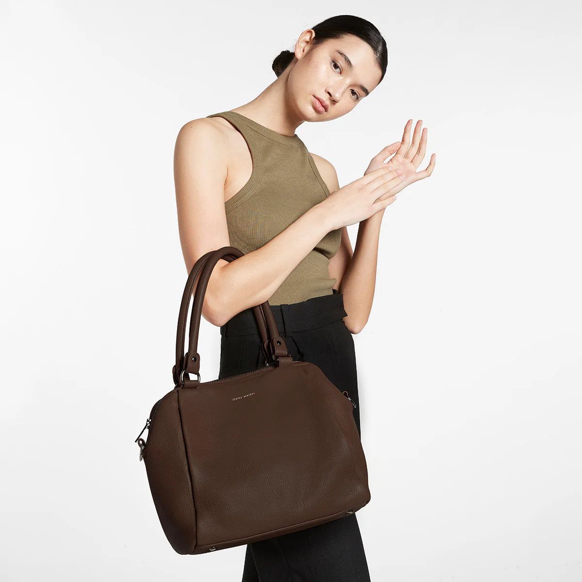 STATUS ANXIETY Force of Being Bag cocoa