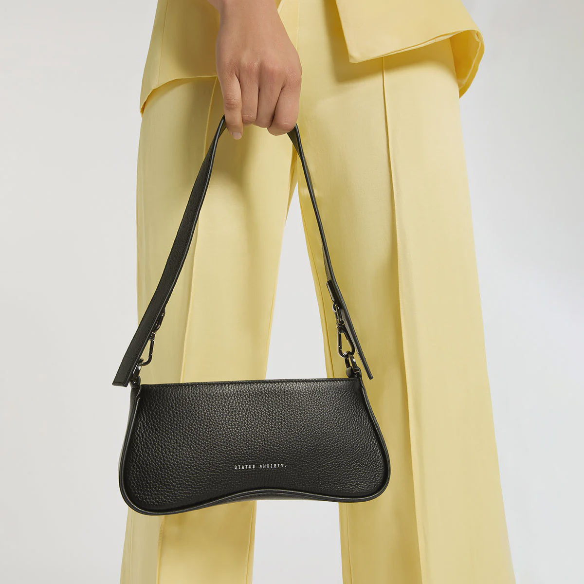 STATUS ANXIETY Polaris Bag black