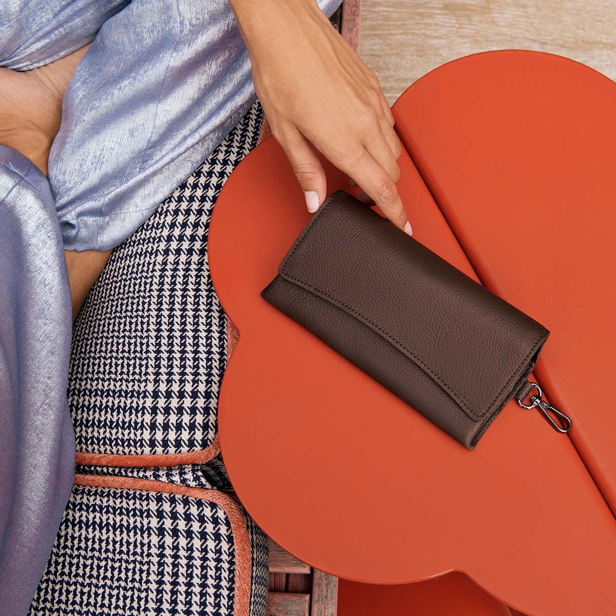 STATUS ANXIETY Into The Ether cocoa