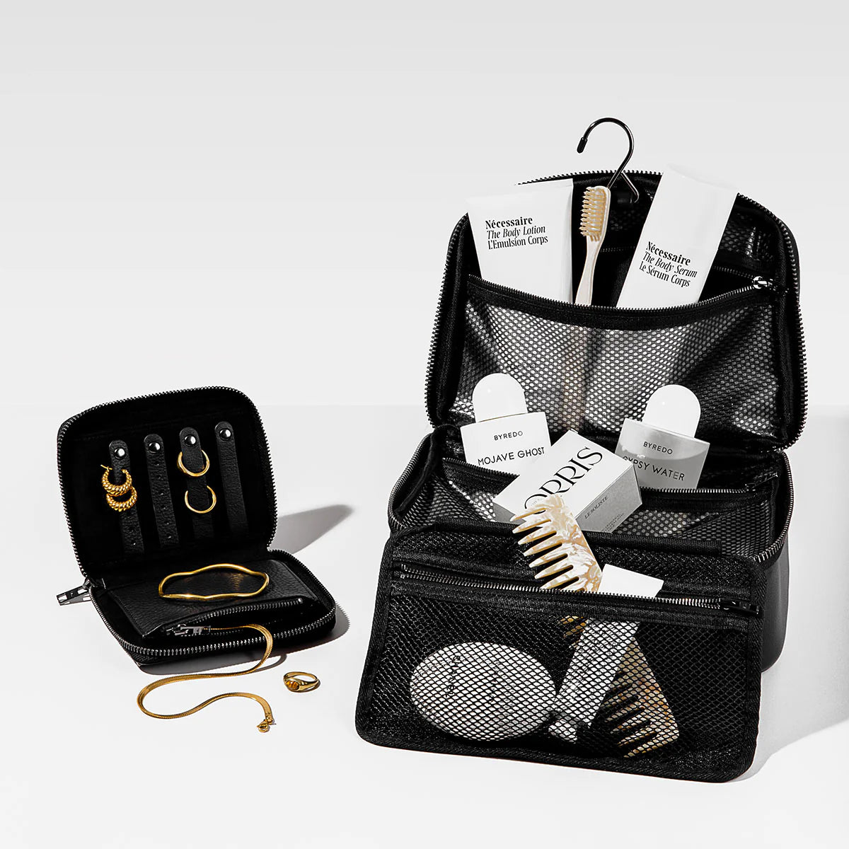 STATUS ANXIETY Farther Away Toiletry Bag black