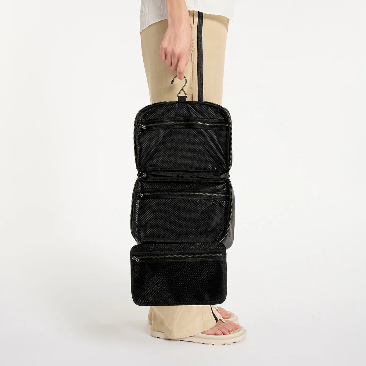 STATUS ANXIETY Farther Away Toiletry Bag black