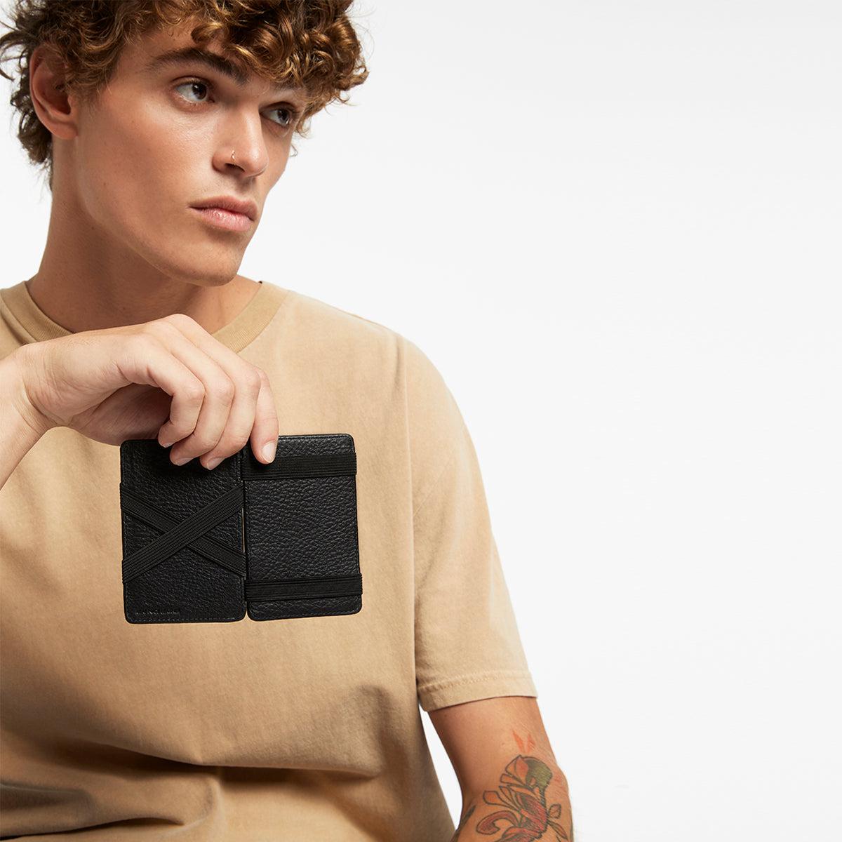 STATUS ANXIETY Flip Wallet black