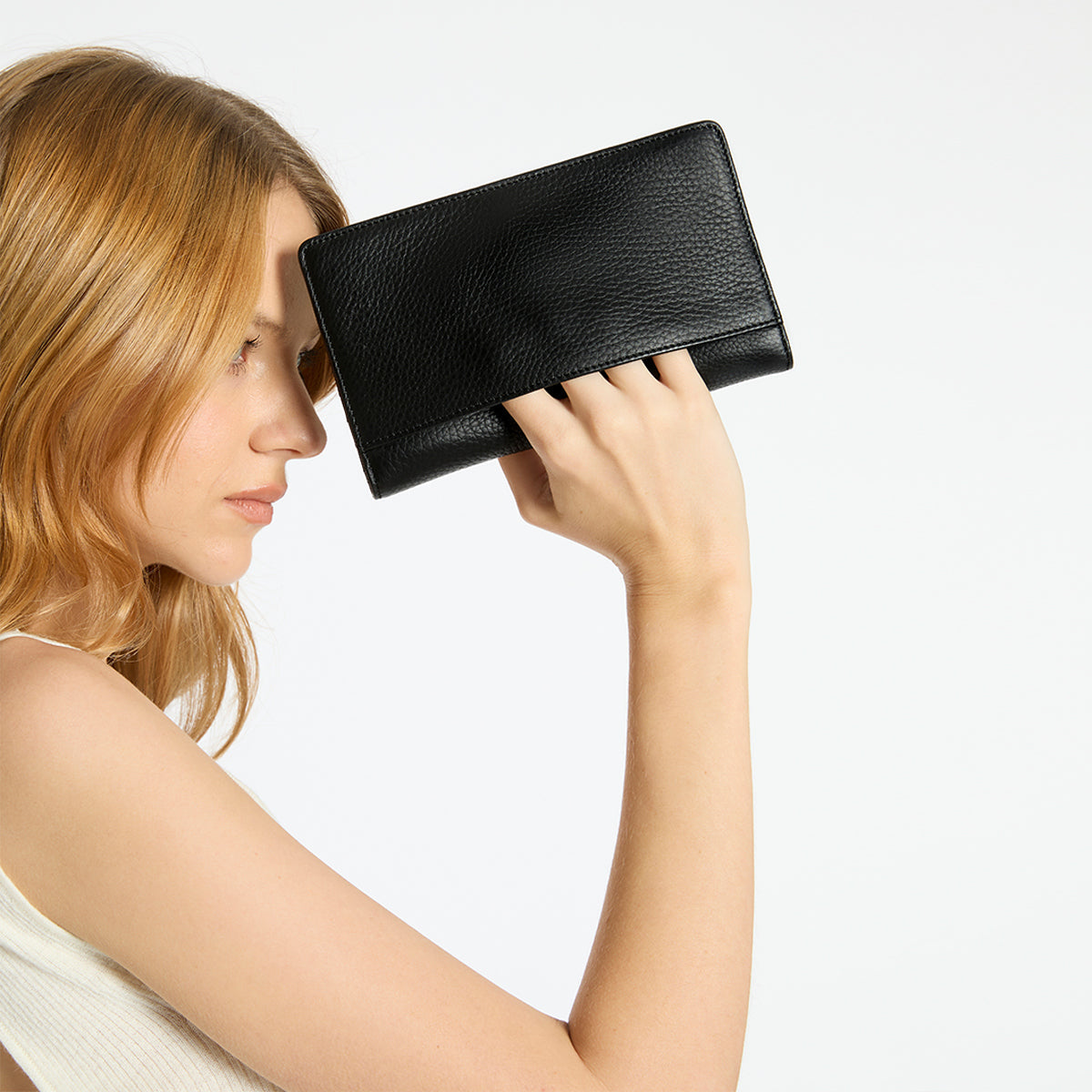 STATUS ANXIETY Living Proof black