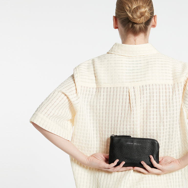 STATUS ANXIETY Smoke and Mirrors Black Wallet