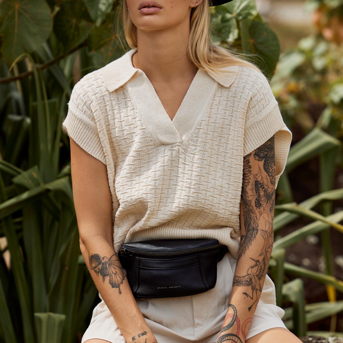 STATUS ANXIETY Best Lies Bum Bag black