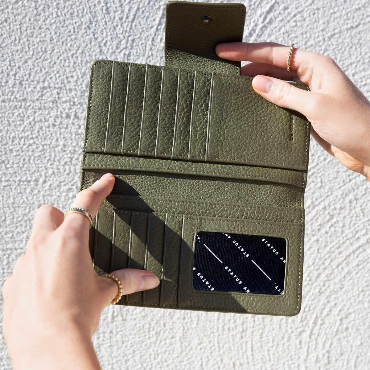 STATUS ANXIETY Ruins Wallet khaki