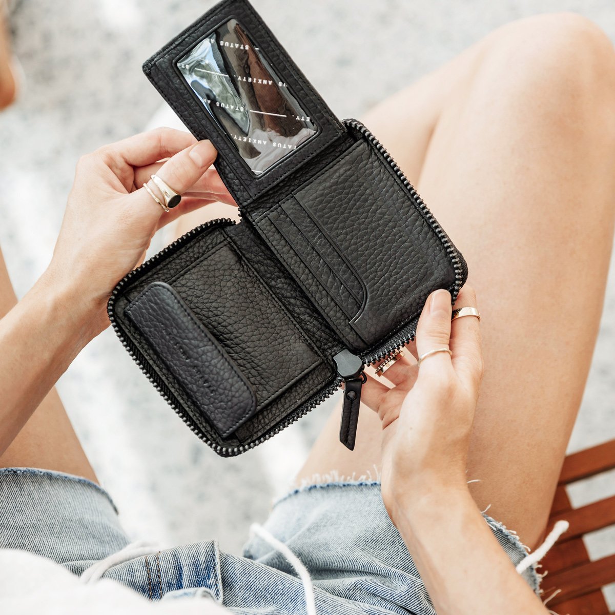 STATUS ANXIETY Wayward Wallet black