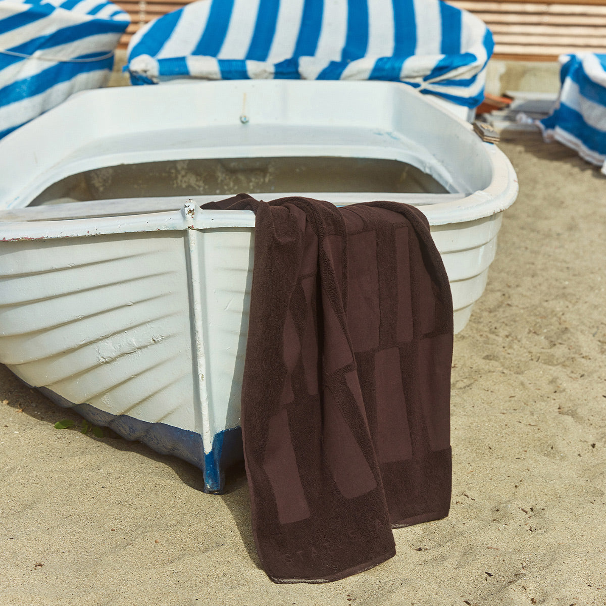 STATUS ANXIETY Stay A While bark