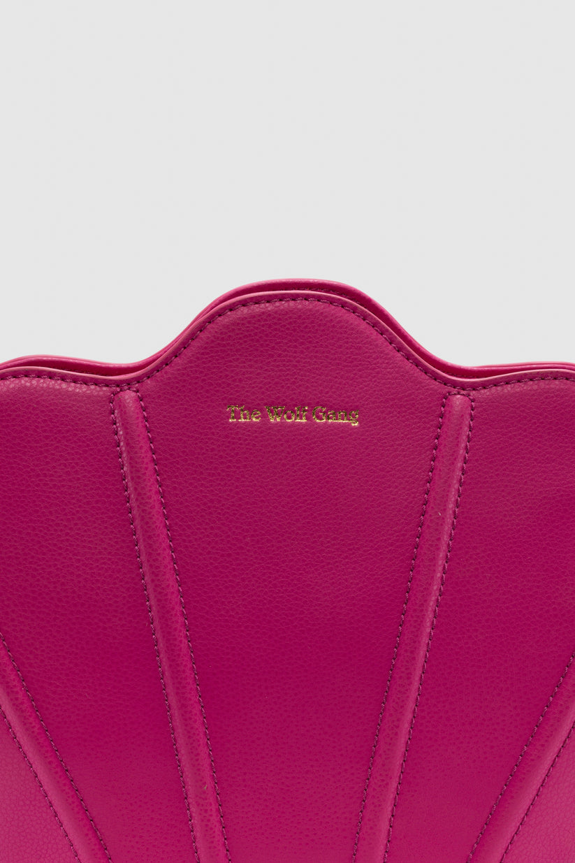 THE WOLF GANG Suri Shell Bag flamingo