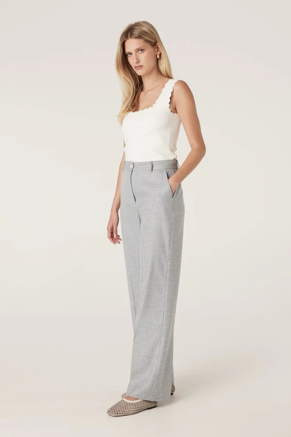 CABLE MELBOURNE Villa Crepe Knit Scallop Tank white