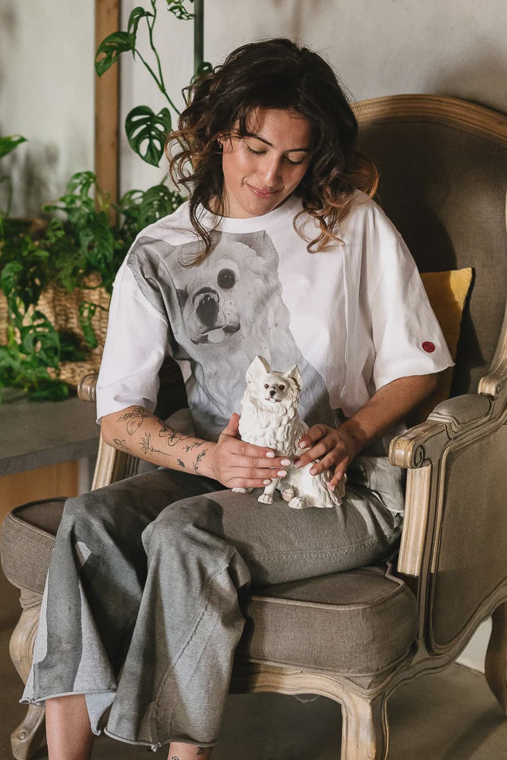 CIRCULAR BY MAUD ALICE DAINTY Patch T Little White Dog - White