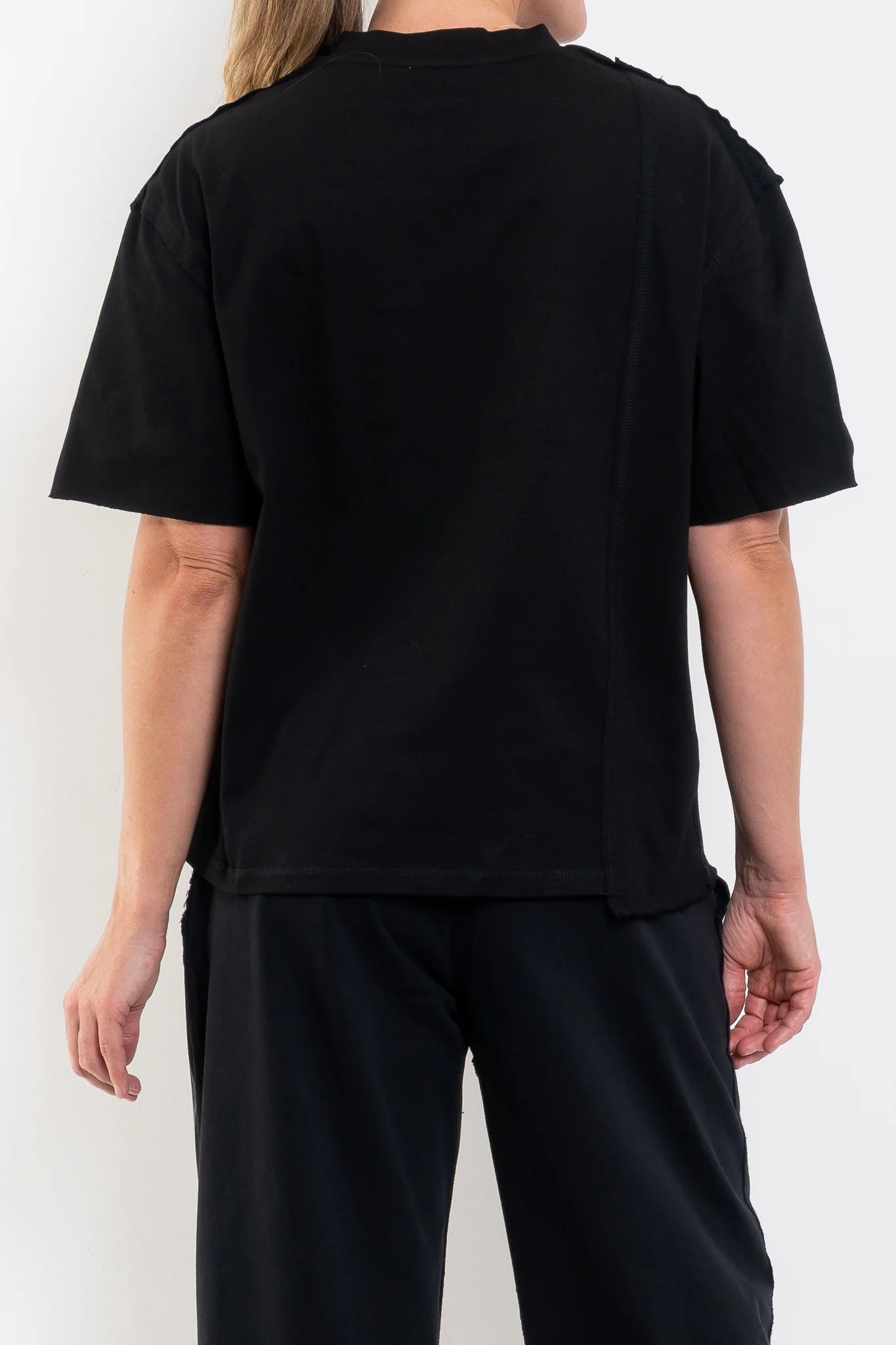CIRCULAR BY MAUD ALICE DAINTY Patch T The Black Cat Black