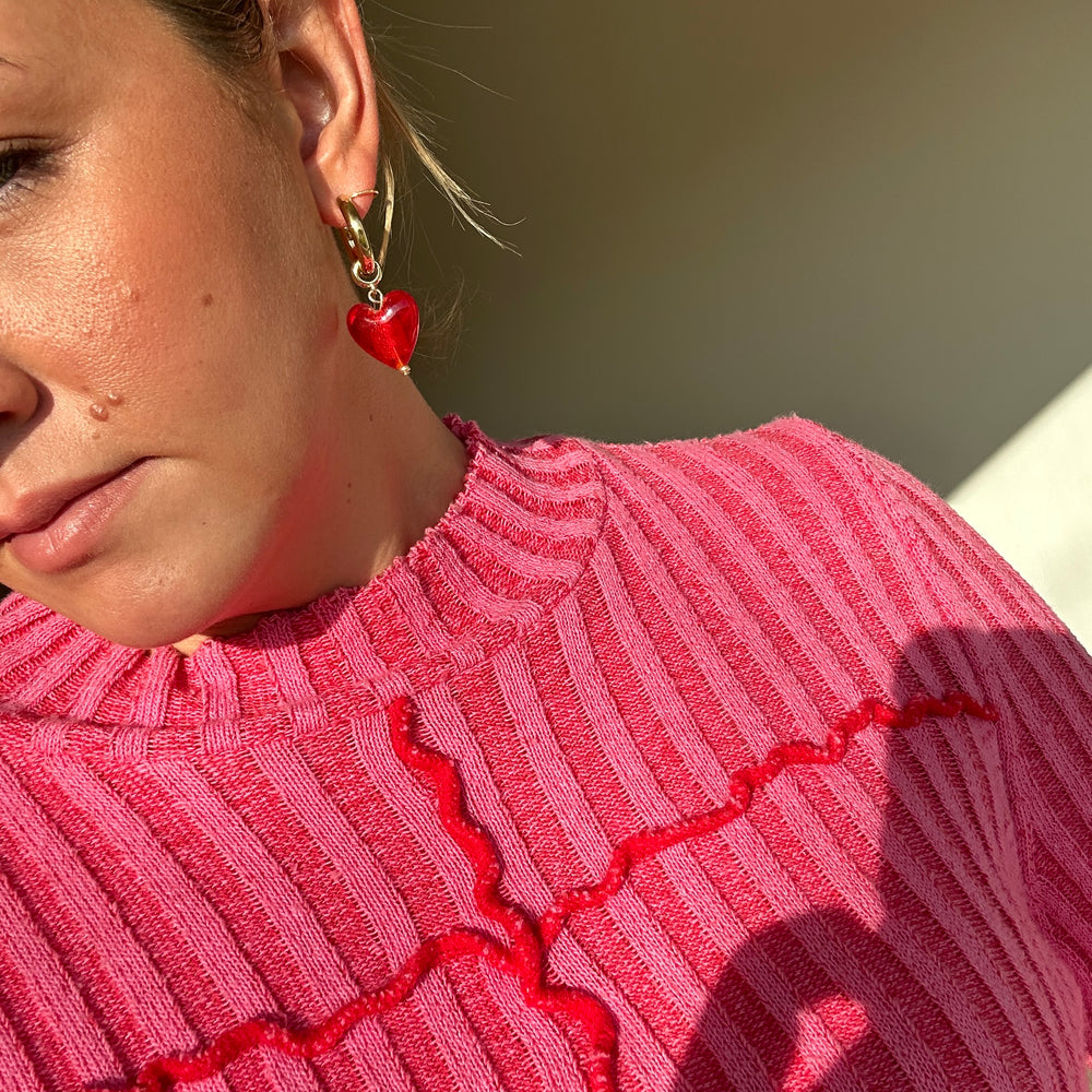 EMELDO DESIGN Allee Glass Heart Hoops red