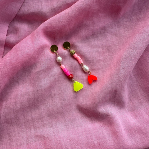 EMELDO DESIGN Jelly Pearl Beaded Earrings red pink neons gold