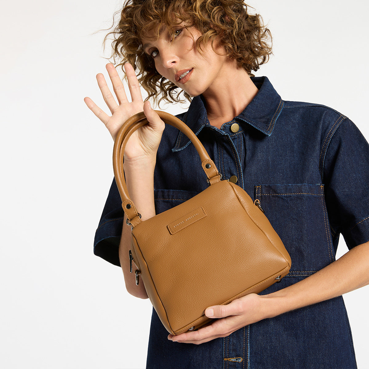 STATUS ANXIETY Mini Mountains tan