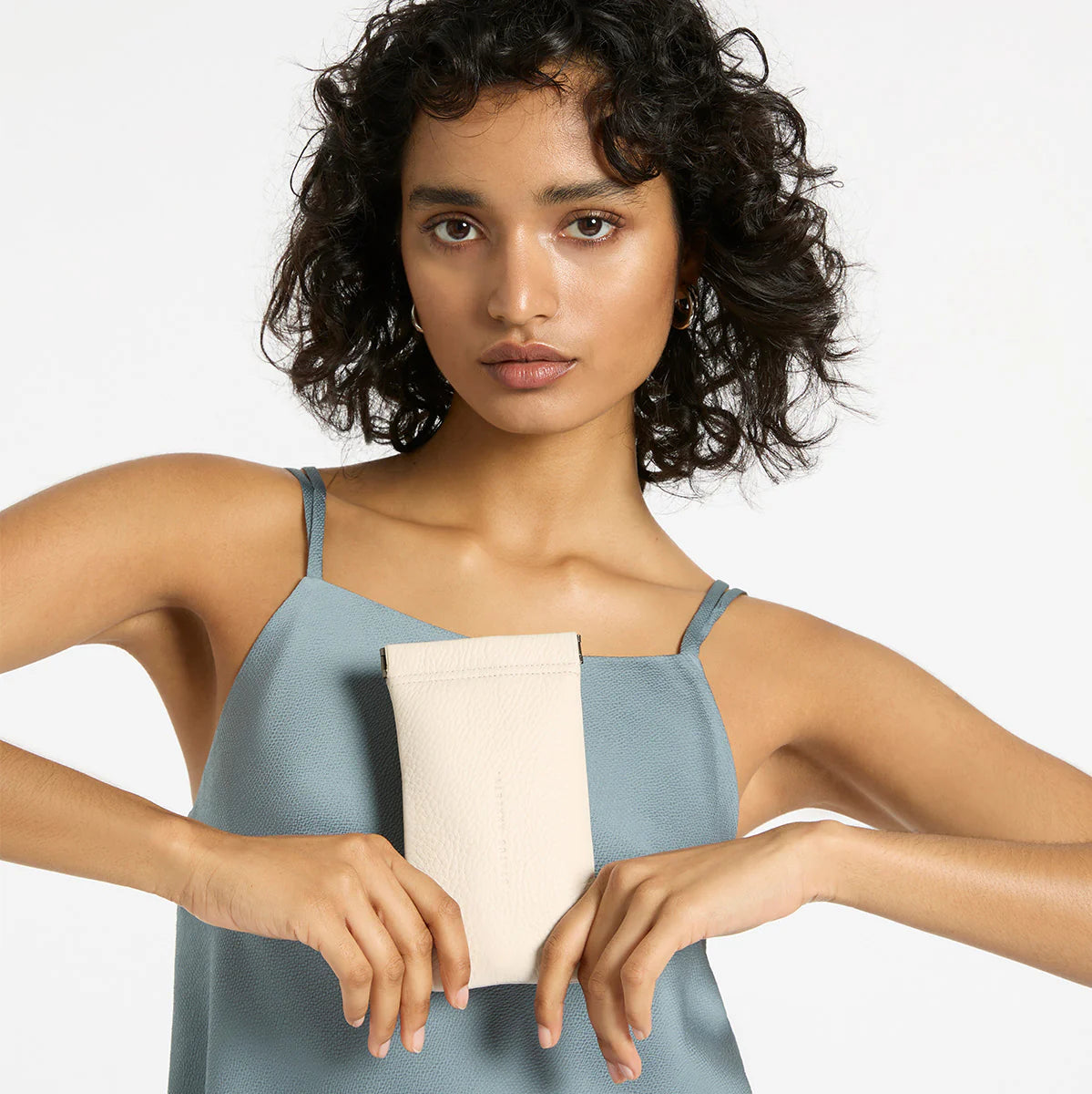 STATUS ANXIETY Keepsake Sunglasses Pouch chalk