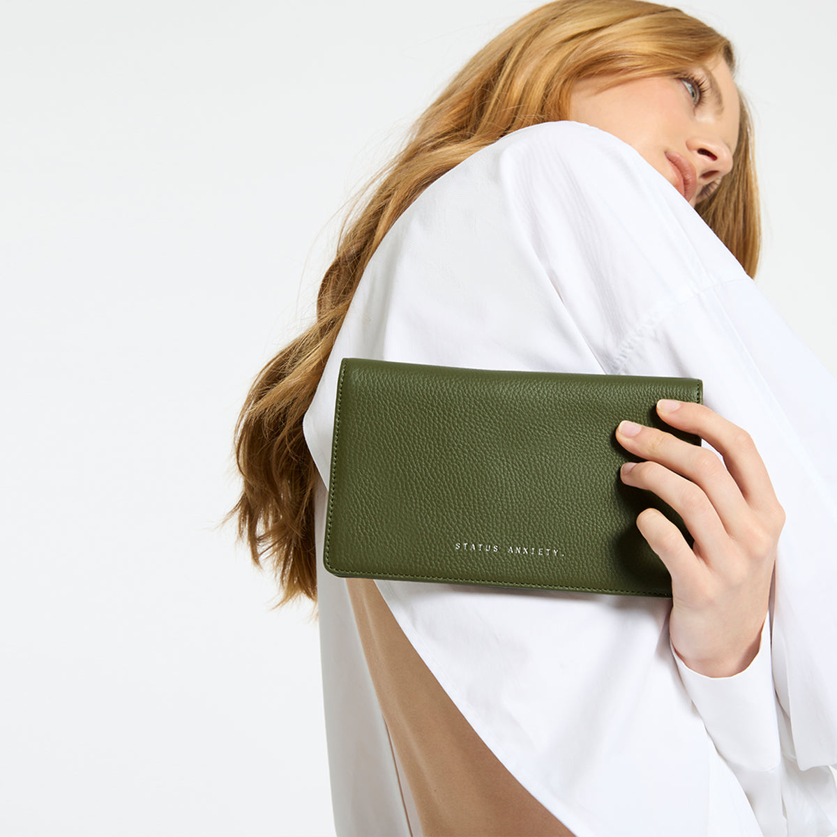 STATUS ANXIETY Living Proof khaki