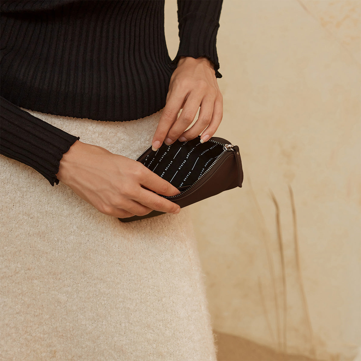 STATUS ANXIETY Smoke and Mirrors Wallet Cocoa