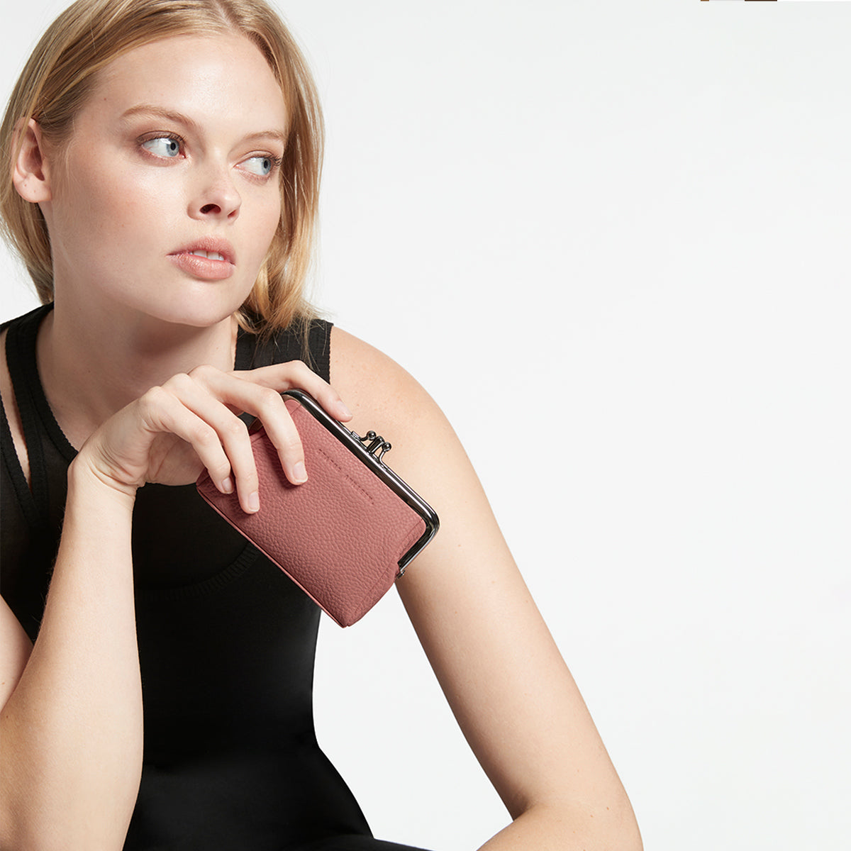 STATUS ANXIETY Volatile Purse dusty rose