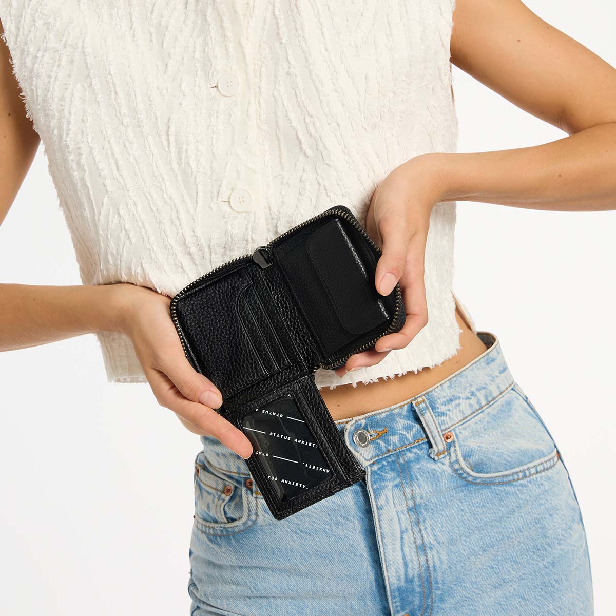 STATUS ANXIETY Wayward Wallet black