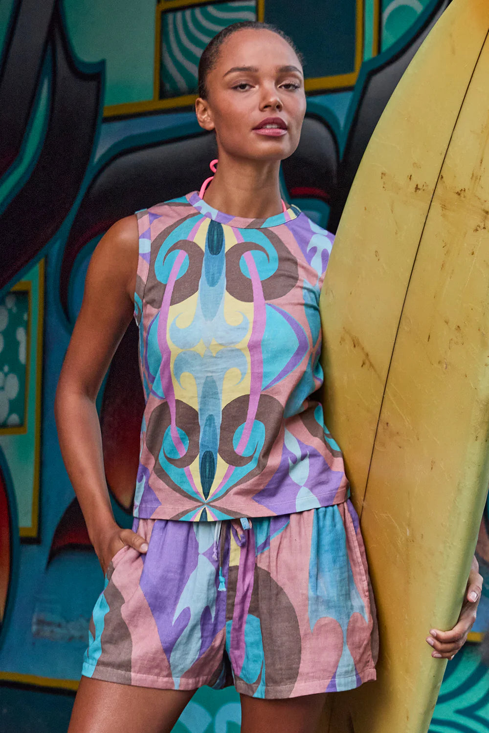 CIRCULAR by MAUD ALICE DAINTY Splash Short wave print