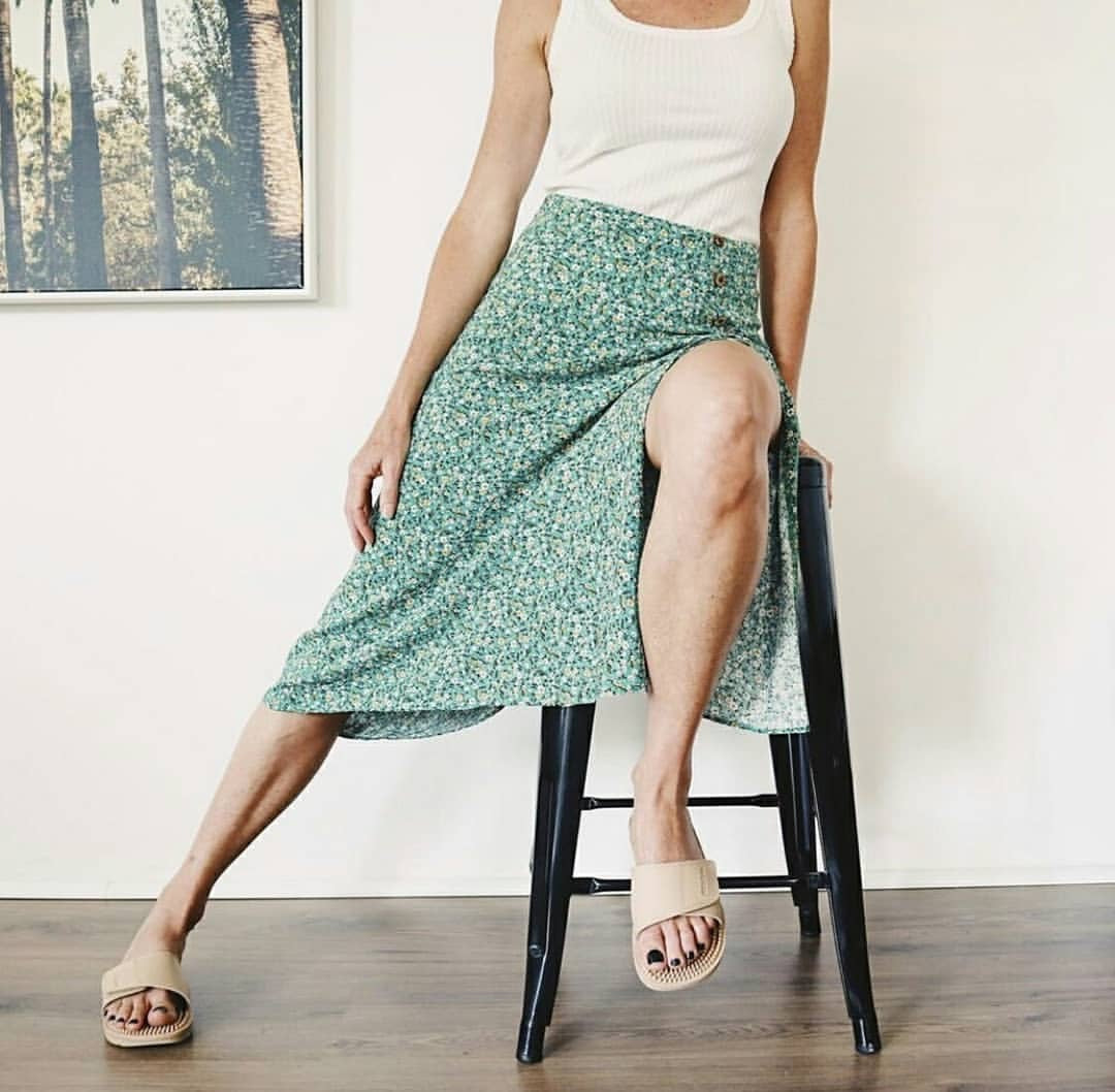 MASEUR Invigorating Massage Sandal beige