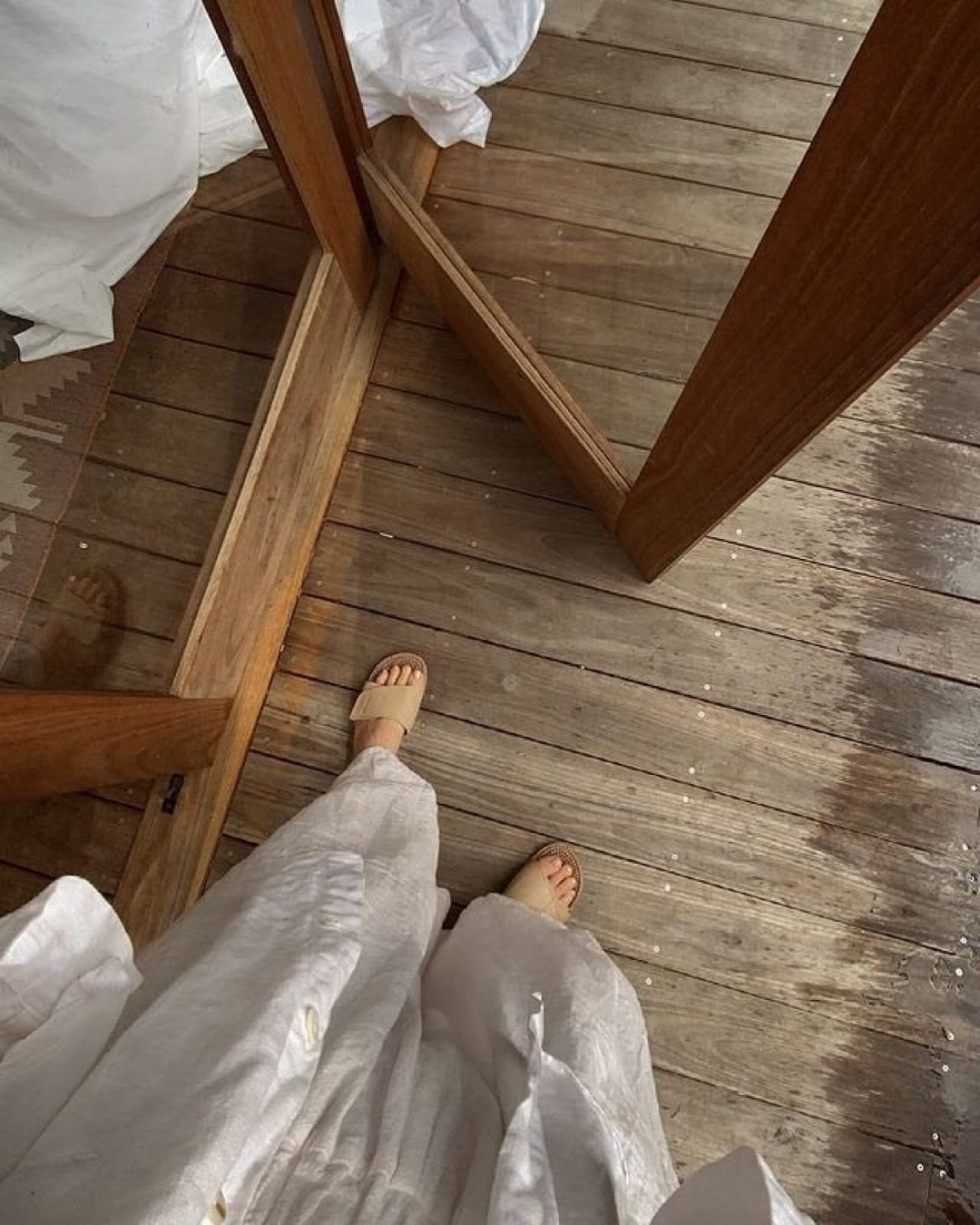 MASEUR Invigorating Massage Sandal beige