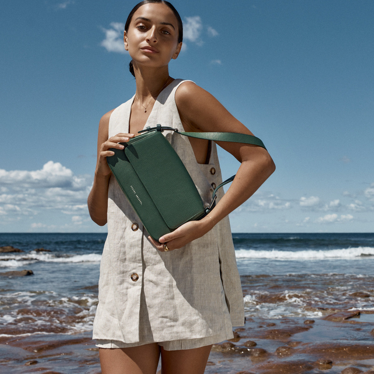 STATUS ANXIETY Figure You Out green