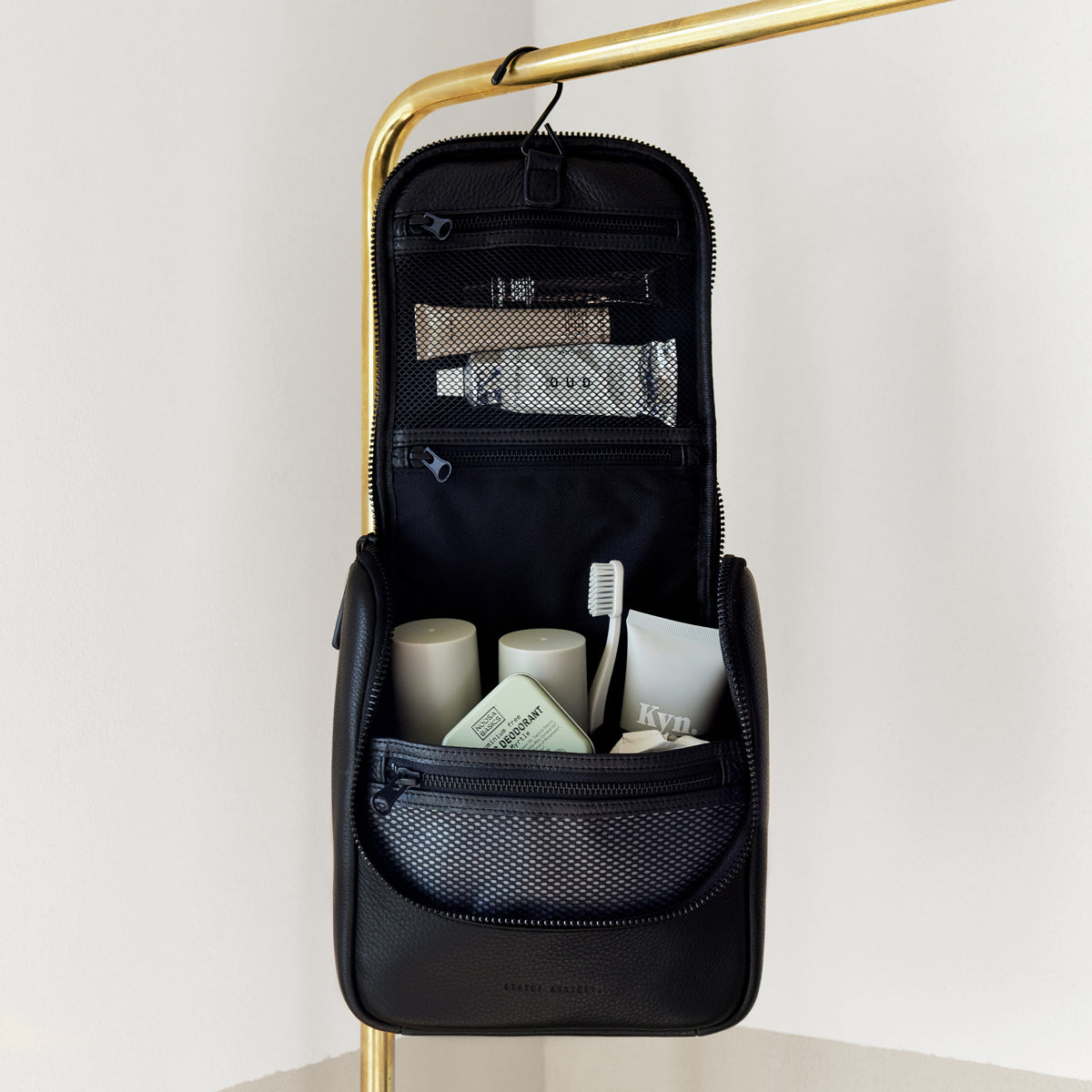 STATUS ANXIETY Drifting Apart black