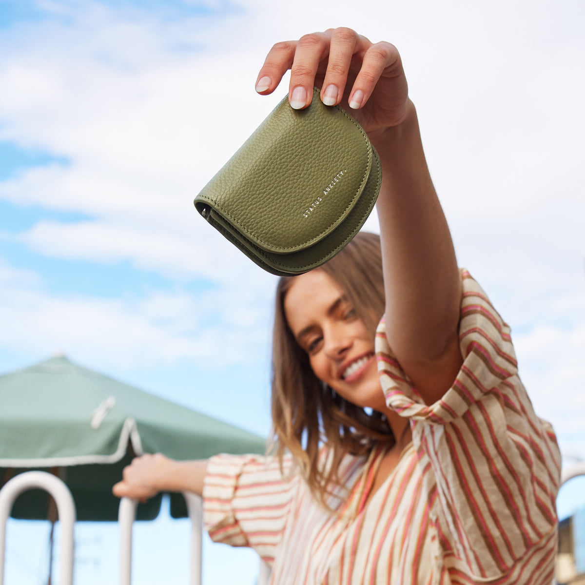 STATUS ANXIETY Us For Now khaki