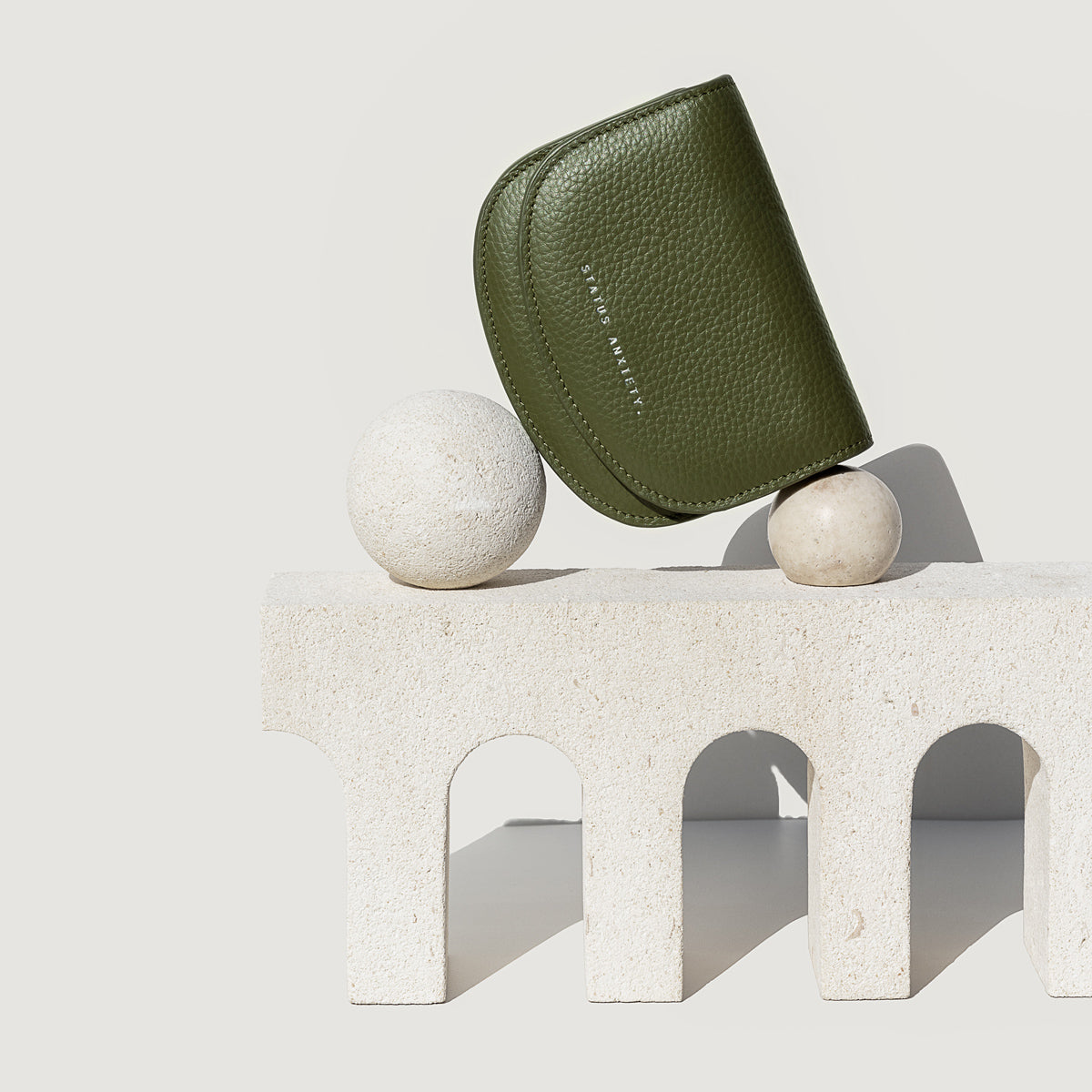 STATUS ANXIETY Us For Now khaki